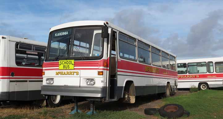 McHarrys Hino RK176K Maxim 95 A1854